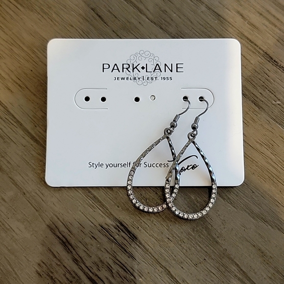 NWT PARK LANE EARRINGS - Picture 1 of 4